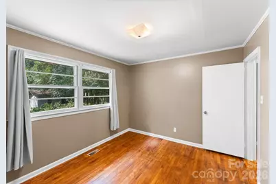 1136 E Woodlawn Road, Charlotte, NC 28209 - Photo 28
