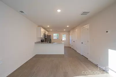 424-426 2nd Street SW, Hickory, NC 28602 - Photo 6