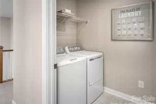 2051 Fernway Dr, Charlotte, NC 28216 - Photo 18