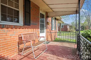 2712 Rosemary Dr, Winston Salem, NC 27105 - Photo 8