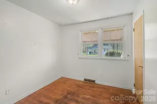 2712 Rosemary Dr, Winston Salem, NC 27105 - Photo 10