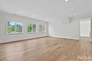 3701 Pelham Ln, Charlotte, NC 28211 - Photo 30