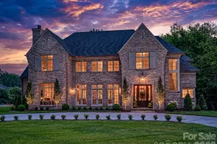 3701 Pelham Ln, Charlotte, NC 28211 - Photo 2