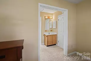 21 Sydney Ln, Asheville, NC 28806 - Photo 18