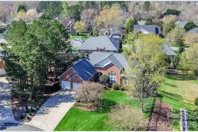 110 Buckthorn Court, Mooresville, NC 28115 - Photo 2