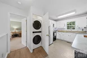 696 Pine Mountain Rd, Hudson, NC 28638 - Photo 8