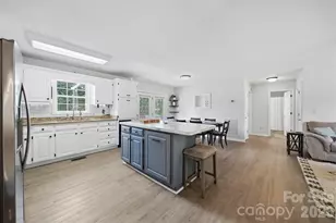 696 Pine Mountain Rd, Hudson, NC 28638 - Photo 6