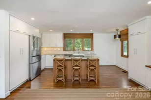 28 Forest Rd, Asheville, NC 28803 - Photo 10