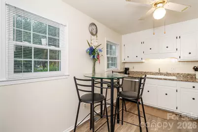 8300 Knights Bridge Road, Charlotte, NC 28210 - Photo 10