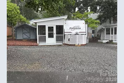 107 Pine Street, New London, NC 28127 - Photo 26