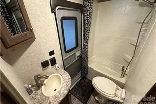 107 Pine St, New London, NC 28127 - Photo 12