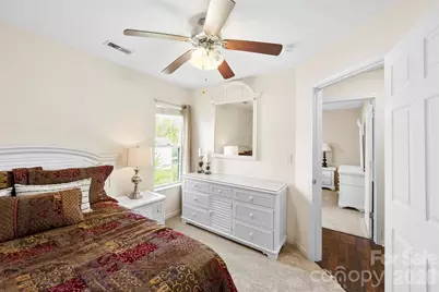 624 Cliffs Inn Circle, Charlotte, NC 28214 - Photo 20