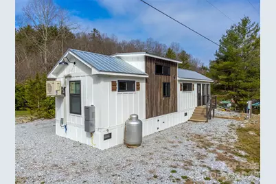 122 Mountain Breeze Ridge, Scaly Mountain, NC 28775 - Photo 36