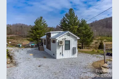 122 Mountain Breeze Ridge, Scaly Mountain, NC 28775 - Photo 1