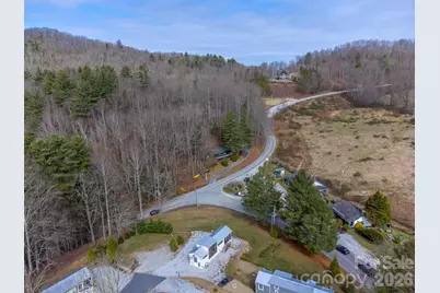 122 Mountain Breeze Ridge, Scaly Mountain, NC 28775 - Photo 40