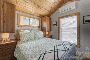 122 Mountain Breeze Rdg, Scaly Mountain, NC 28775 - Photo 24