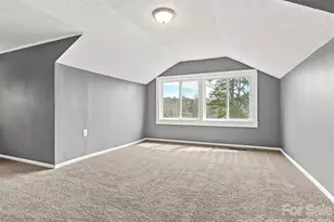 15 Woodbine Rd, Asheville, NC 28804 - Photo 18