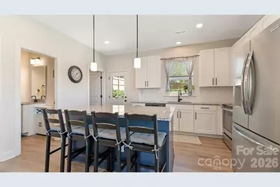 318 N Avon Street, Gastonia, NC 28054 - Photo 14