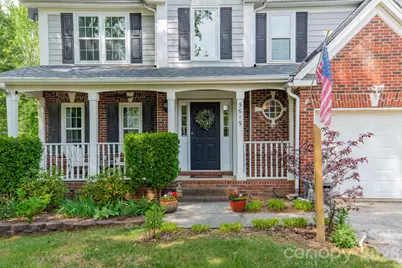 5619 Linda Vista Lane, Charlotte, NC 28216 - Photo 2