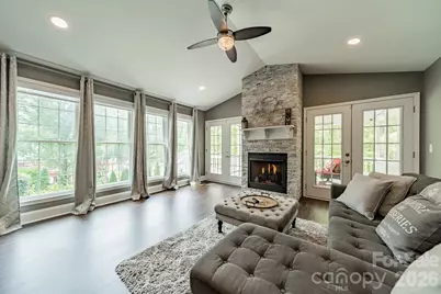 5619 Linda Vista Lane, Charlotte, NC 28216 - Photo 16