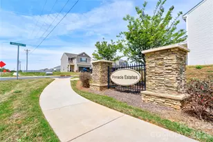 318 Aniston Ln, Shelby, NC 28152 - Photo 2