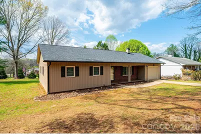 4367 Vine Arbor Drive, Hickory, NC 28602 - Photo 2