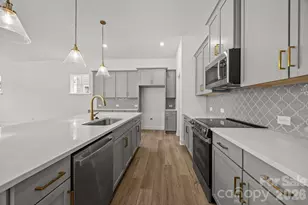 7426 Westrow Ave, Charlotte, NC 28278 - Photo 12