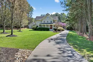 137 Brockton Ln, Mooresville, NC 28117 - Photo 2