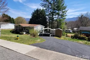 323 4th St, Waynesville, NC 28786 - Photo 1