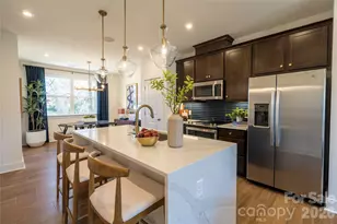 4012 Cue Ct, Charlotte, NC 28205 - Photo 6