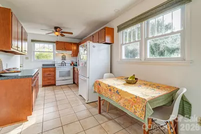 437 Onteora Boulevard, Asheville, NC 28803 - Photo 8