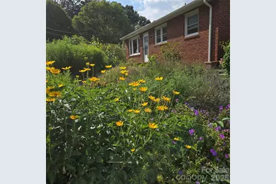 437 Onteora Boulevard, Asheville, NC 28803 - Photo 1