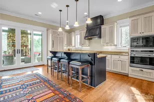 565 Chestertown Dr, Mill Spring, NC 28756 - Photo 10