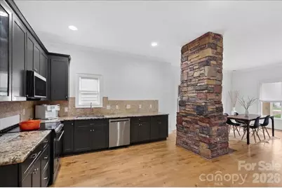 1001 Parkwood Avenue, Charlotte, NC 28205 - Photo 8