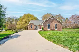 127 Albertville Ln, Shelby, NC 28152 - Photo 1