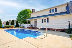 203 Carolina Dr, Cherryville, NC 28021 - Photo 2