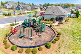 1045 Chippenham Ave, Lancaster, SC 29720 - Photo 36