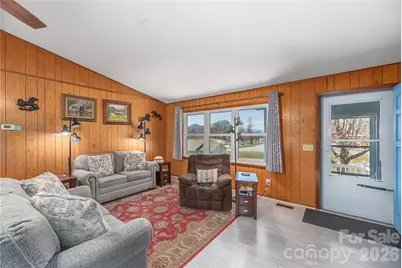 40 Warner Road, Canton, NC 28716 - Photo 6