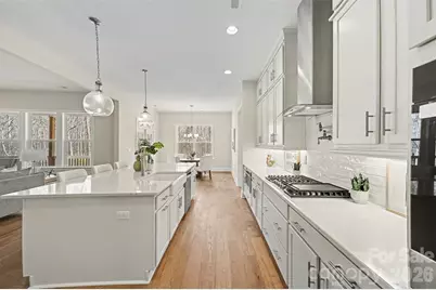 106 Windbluff Court, Statesville, NC 28677 - Photo 2