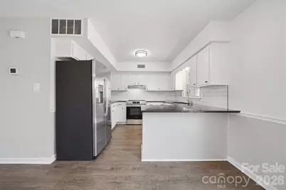 414 7th Street NE #2, Hickory, NC 28601 - Photo 8