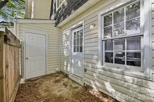 2220 Yorkhills Dr, Charlotte, NC 28217 - Photo 22