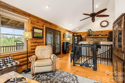 409 Hamlet Drive, Burnsville, NC 28714 - Photo 8