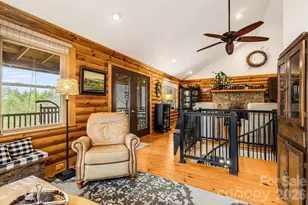 409 Hamlet Dr, Burnsville, NC 28714 - Photo 8