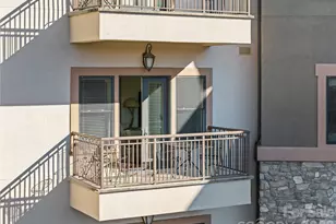 350 E Allen St, Hendersonville, NC 28792 - Photo 22