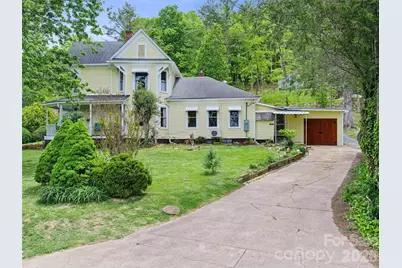 309 Hillside Drive, Burnsville, NC 28714 - Photo 2