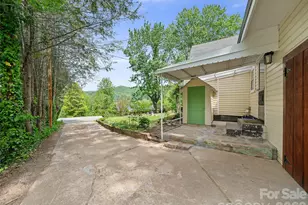 309 Hillside Dr, Burnsville, NC 28714 - Photo 28