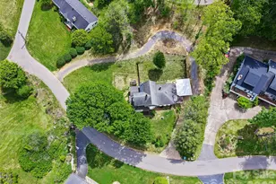 309 Hillside Dr, Burnsville, NC 28714 - Photo 36