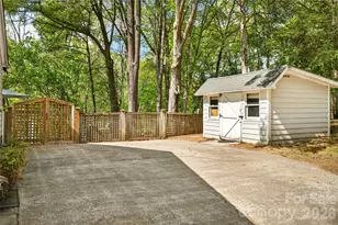 8844 Kirchenbaum Dr, Charlotte, NC 28210 - Photo 40