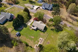 8919 W Meadow Ridge Rd, Fort Mill, SC 29707 - Photo 38