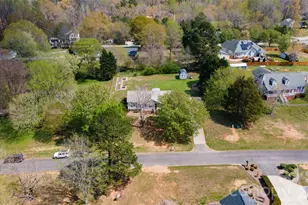 8919 W Meadow Ridge Rd, Fort Mill, SC 29707 - Photo 32